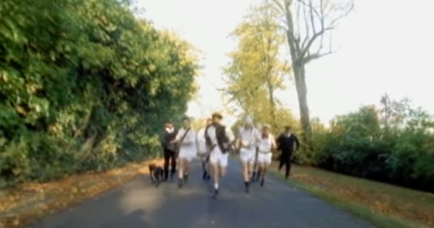 Big Audio Dynamite – Looking for a Song